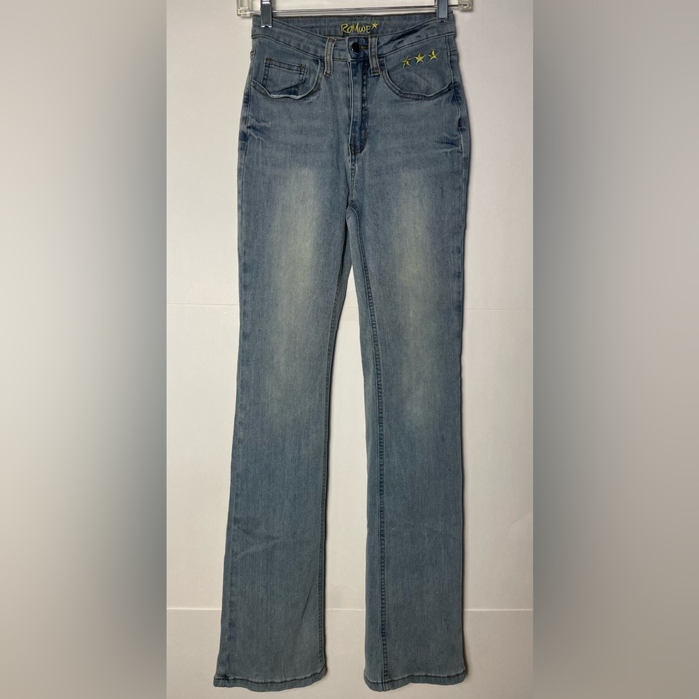 ROMWE Light Blue Straight Leg Jeans